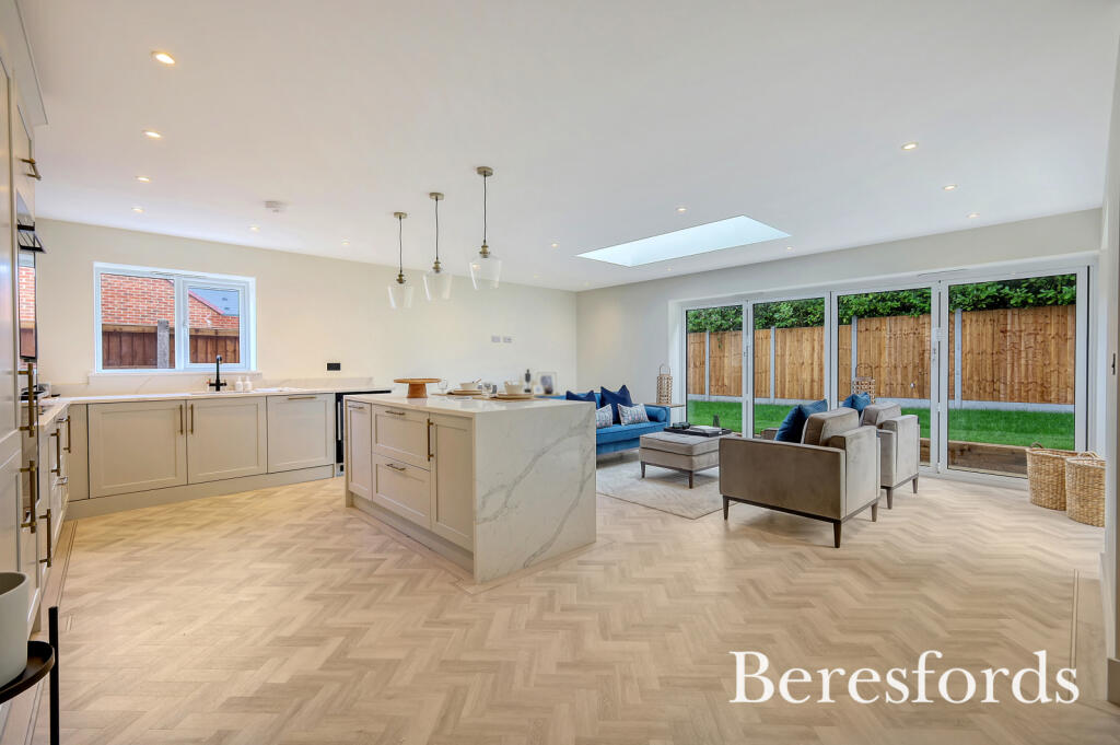 Additional image 21 of Totternhoe Place, North Drive, CM13