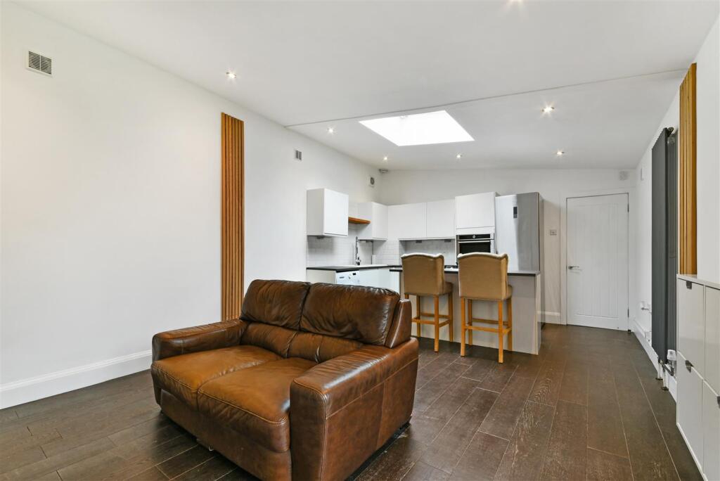 Additional image 11 of Mount Road, Mitcham