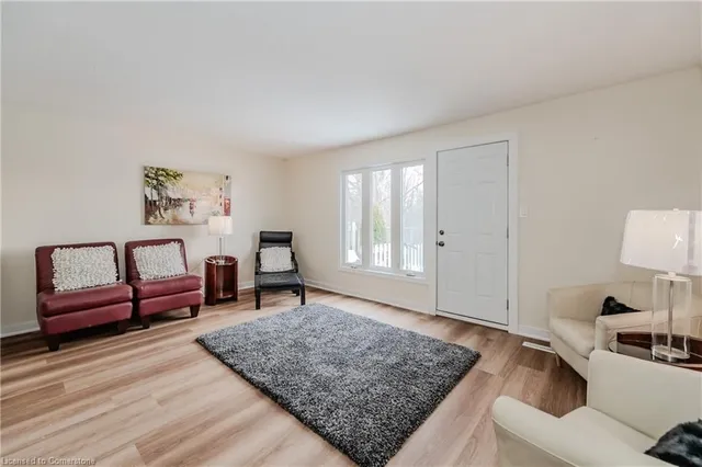 Additional image 7 of 25 Upper Canada Dr Unit 27