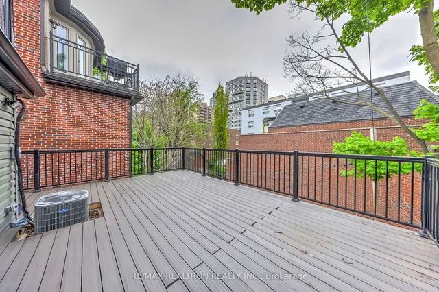 Additional image 7 of 386 Spadina Rd