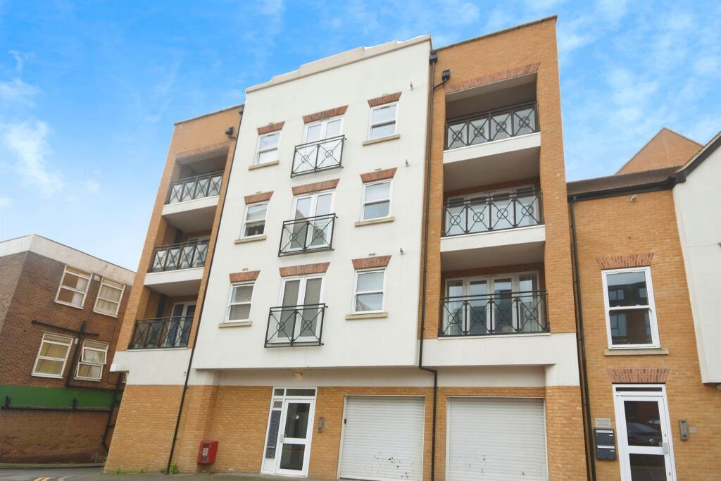 Additional image 11 of Fairfield Road, BRENTWOOD