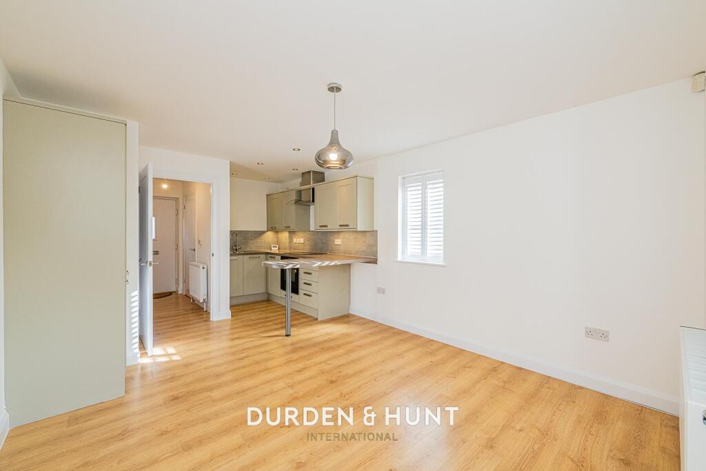 Additional image 3 of Cripsey Avenue, Ongar, CM5