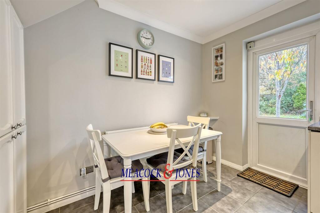 Additional image 8 of Victors Crescent, Hutton, Brentwood