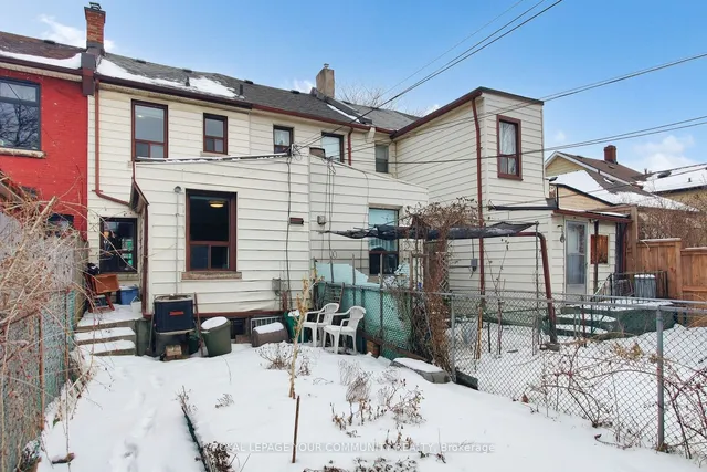 Additional image 31 of 512 Quebec Ave