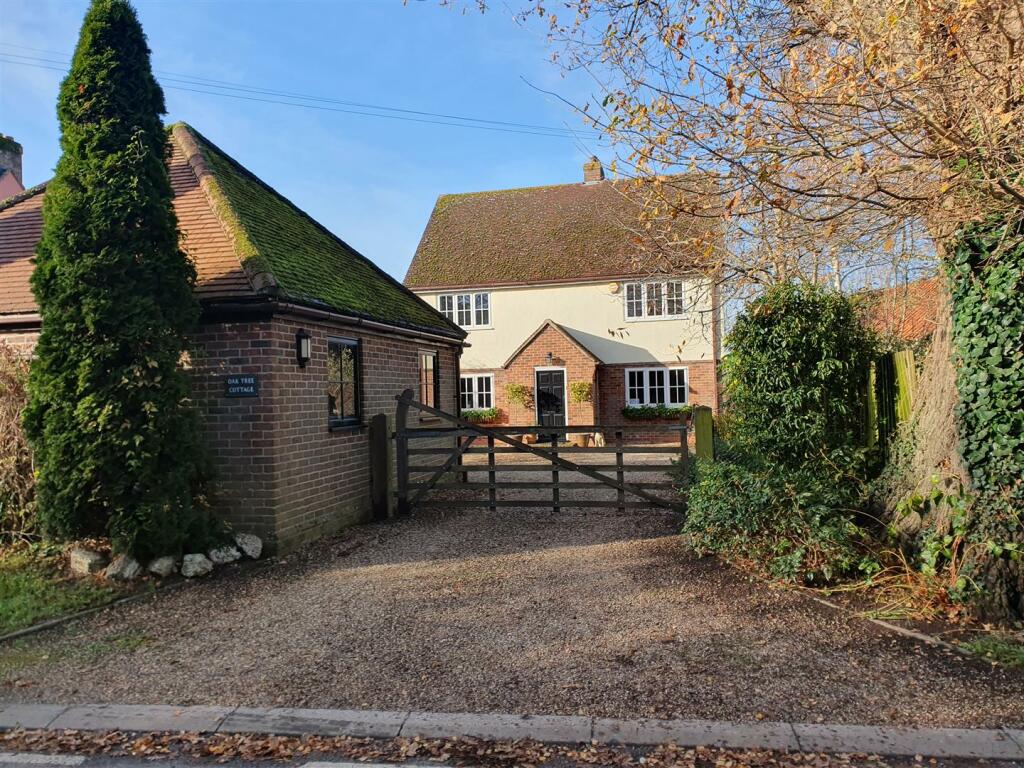 Primary image of Cross End, Pebmarsh
