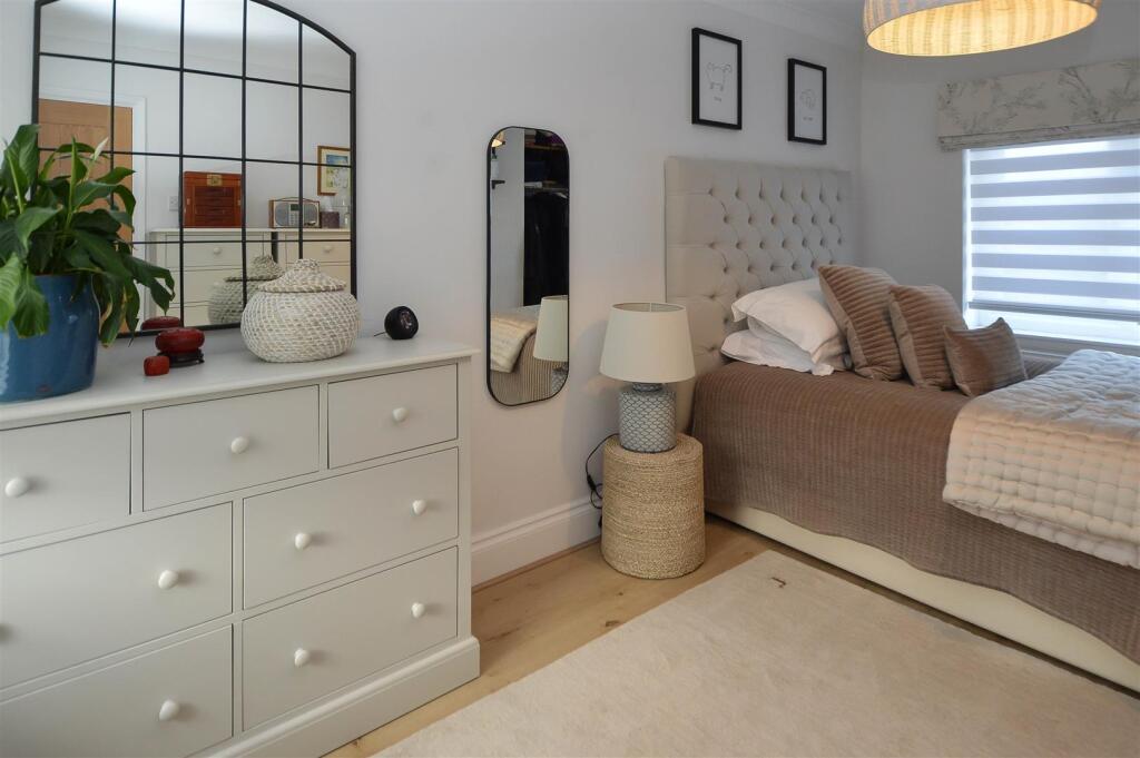 Additional image 10 of Costead Manor Road, Brentwood