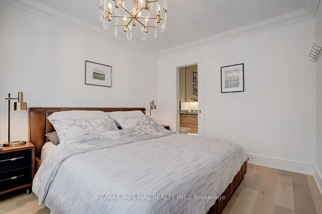 Additional image 27 of 3 Guytoi Crt