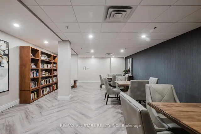 Additional image 35 of 1 Leaside Park Dr Unit 303