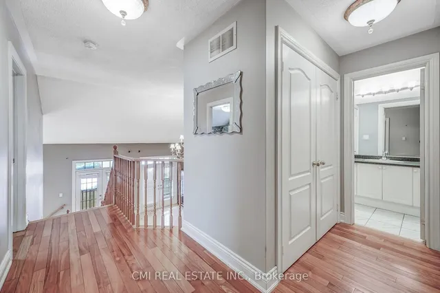 Additional image 24 of 54 Rockstep Crt