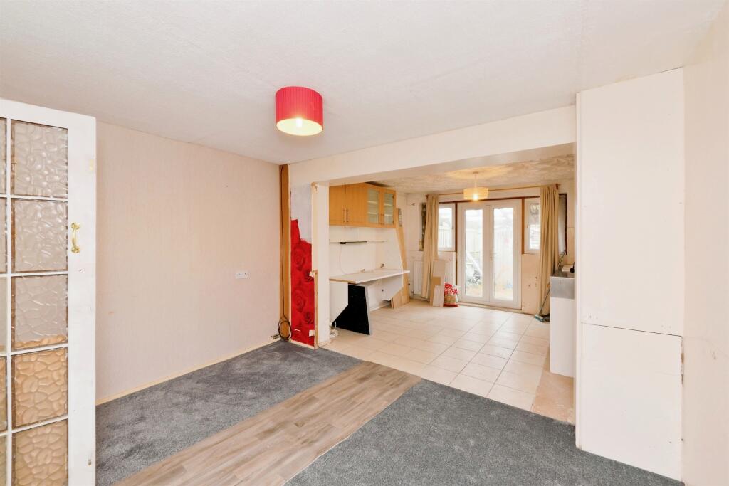 Additional image 4 of Little Pynchons, HARLOW