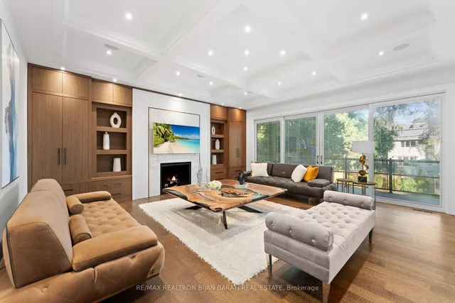 Primary image of 238 St Leonards Ave