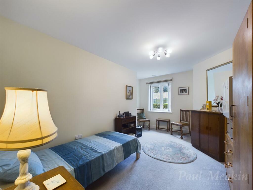 Additional image 13 of Limpsfield Road, South Croydon