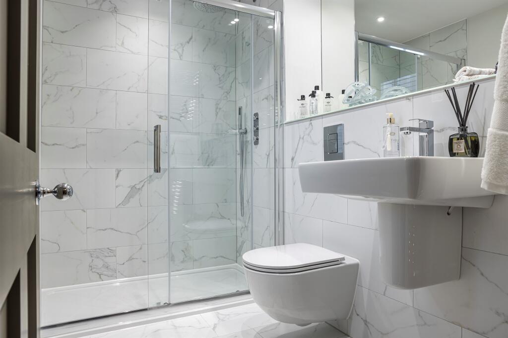 Additional image 9 of Manningtree Park, Mistley, Manningtree