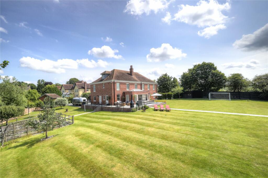 Primary image of Mill Road, Felsted, Dunmow, Essex, CM6