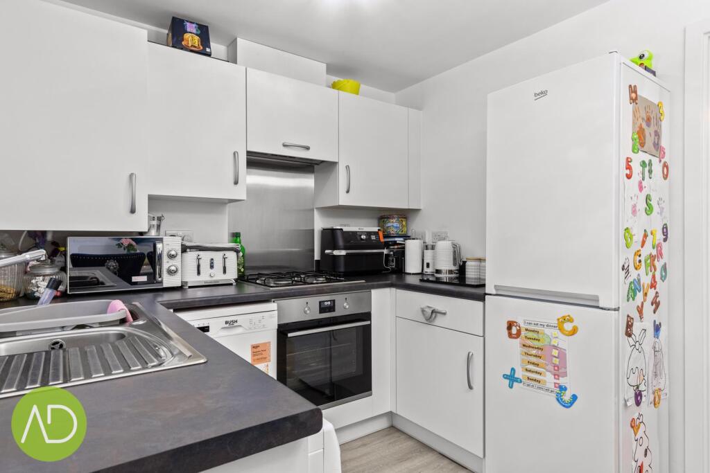 Additional image 6 of Hawfinch Crescent, Old Harlow, Essex