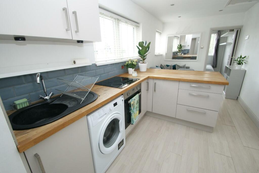 Additional image 4 of Robin Hood Road, ELSENHAM