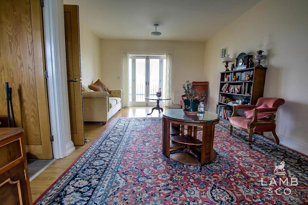 Additional image 4 of The Parade, Walton On The Naze