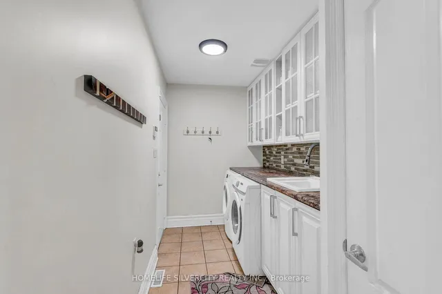 Additional image 30 of 85 Stoneylake Ave