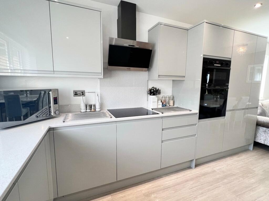 Additional image 13 of Farm Close, KIRBY CROSS, Frinton on Sea, CO13