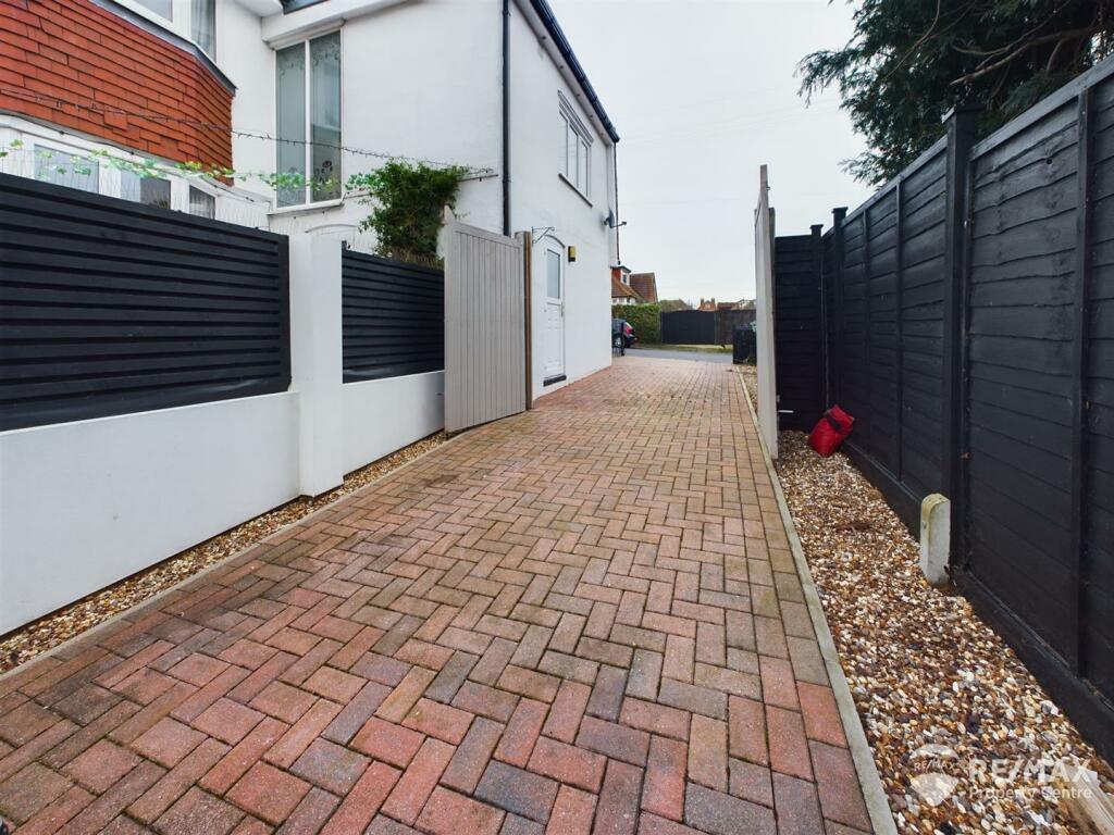 Additional image 41 of St. Michaels Road, Harwich