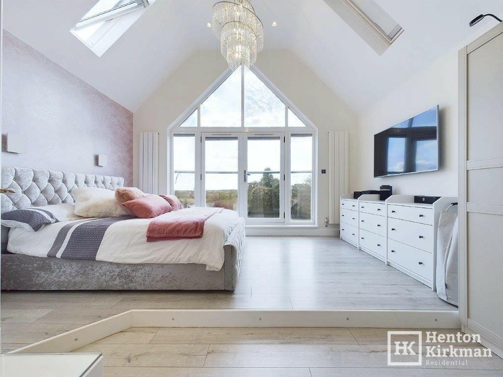 Additional image 16 of Church Street, Great Burstead, Billericay, Essex, CM11 2SY