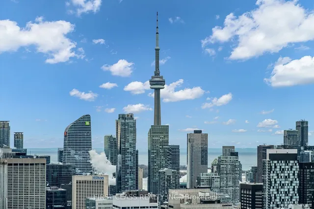 Additional image 3 of 832 Bay St Unit 4609