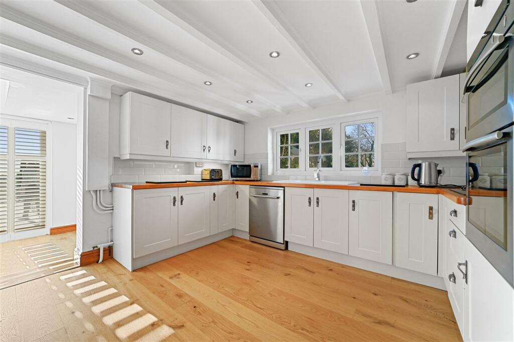 Additional image 23 of Holly Tree Cottage, Great Holland