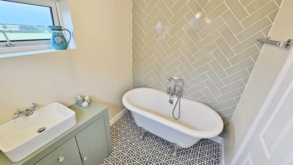 Additional image 14 of Hubbards Chase, Walton On The Naze