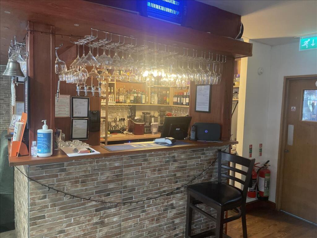 Additional image 5 of 158-160 Chestnut Grove, Mitcham, merton, London, CR4