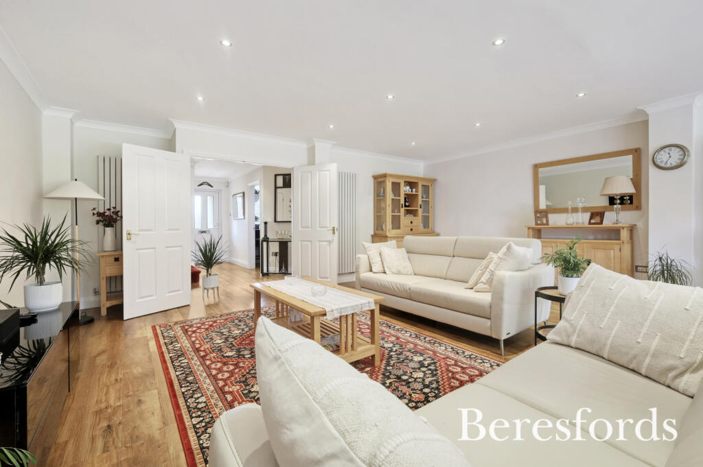 Additional image 5 of Ridgeway, Billericay, CM12