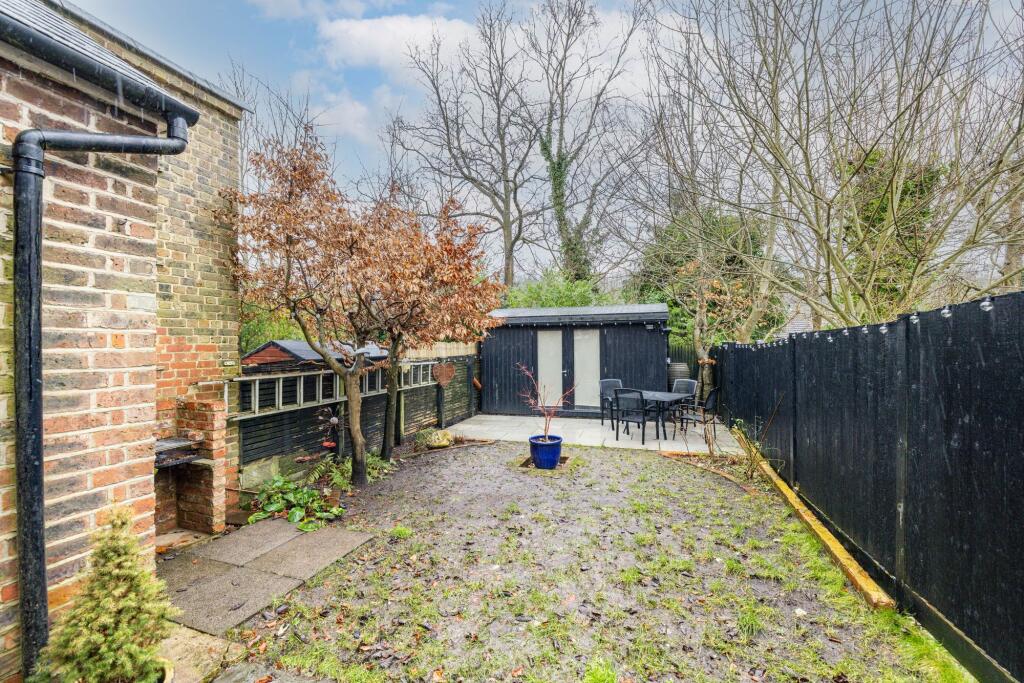 Additional image 12 of Beechwood Road, Caterham, CR3