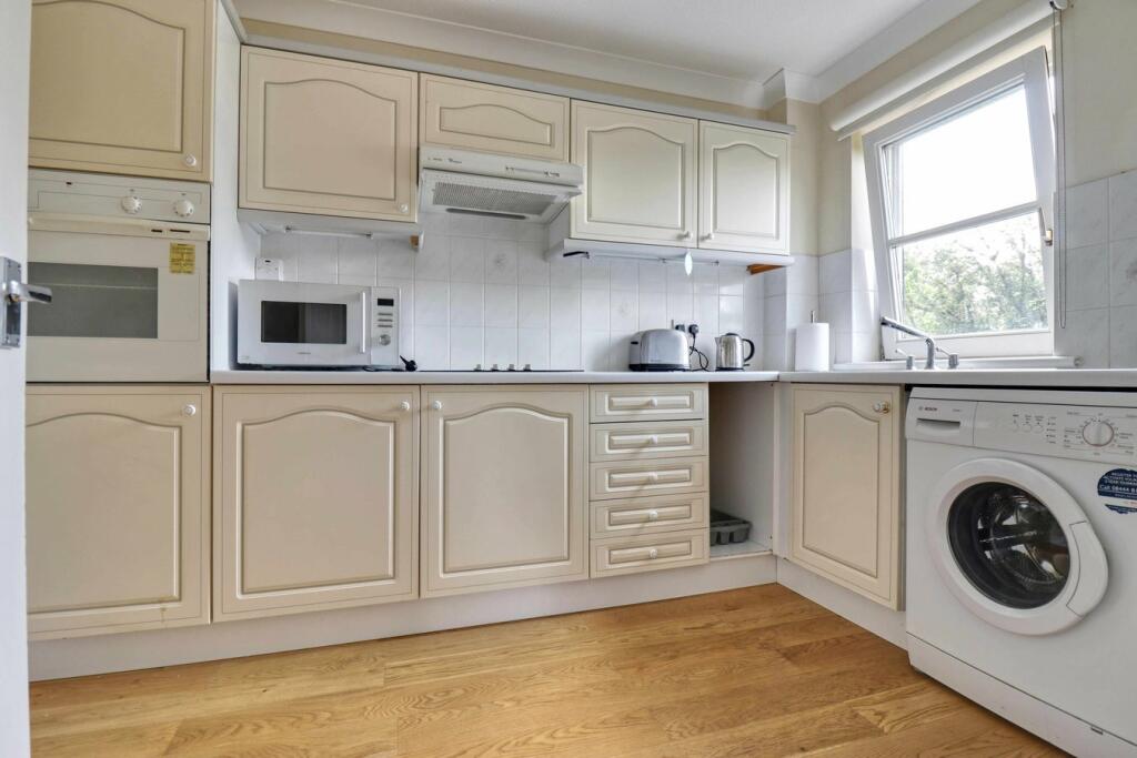 Additional image 4 of Orchard Lea, High Wych, Sawbridgeworth, CM21