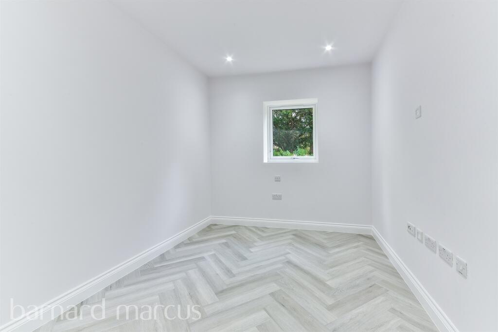 Additional image 7 of Sanderstead Road, South Croydon