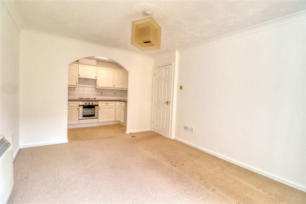 Additional image 4 of Westminster Court, Connaught Gardens East, Clacton on Sea