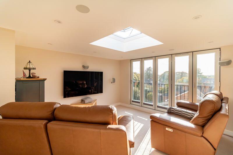 Additional image 14 of Tower Place, Warlingham