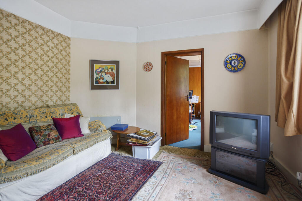 Additional image 15 of Burntwood Lane, Caterham, CR3