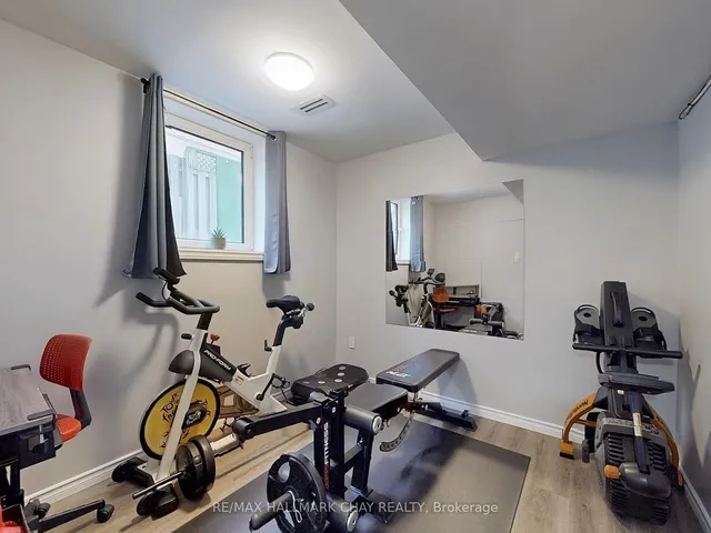 Additional image 29 of 16 Edinborough Crt