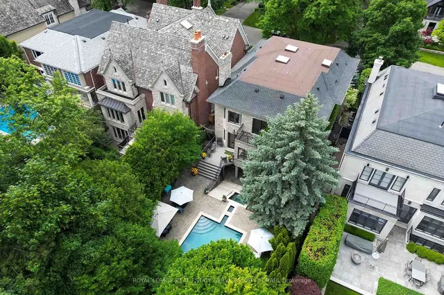 Additional image 40 of 135 Buckingham Ave