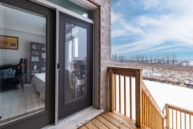 Additional image 31 of 32 Foxsparrow Rd