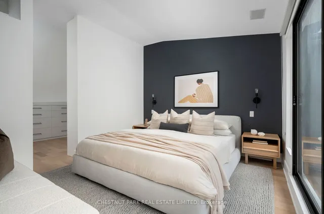 Additional image 23 of 14 Wellesley Ave