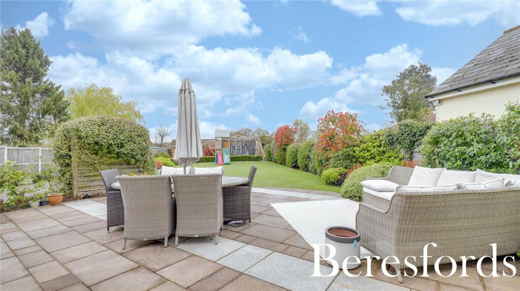 Additional image 31 of Coxtie Green Road, Pilgrims Hatch, CM14