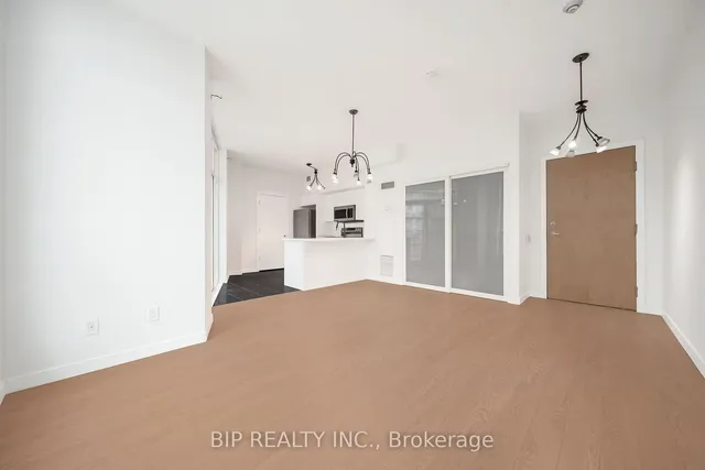 Additional image 14 of 600 Queens Quay Unit SPH16