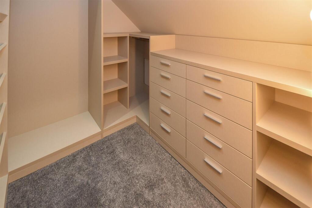 Additional image 21 of Woodside Place, Great Warley, Brentwood