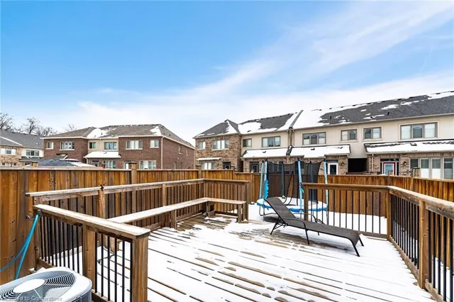 Additional image 30 of 7 Lady Evelyn Cres