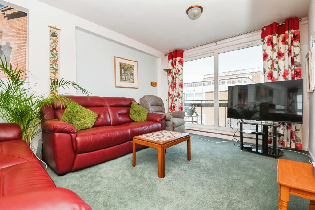 Additional image 18 of The Esplanade, Frinton-on-Sea, Essex, CO13