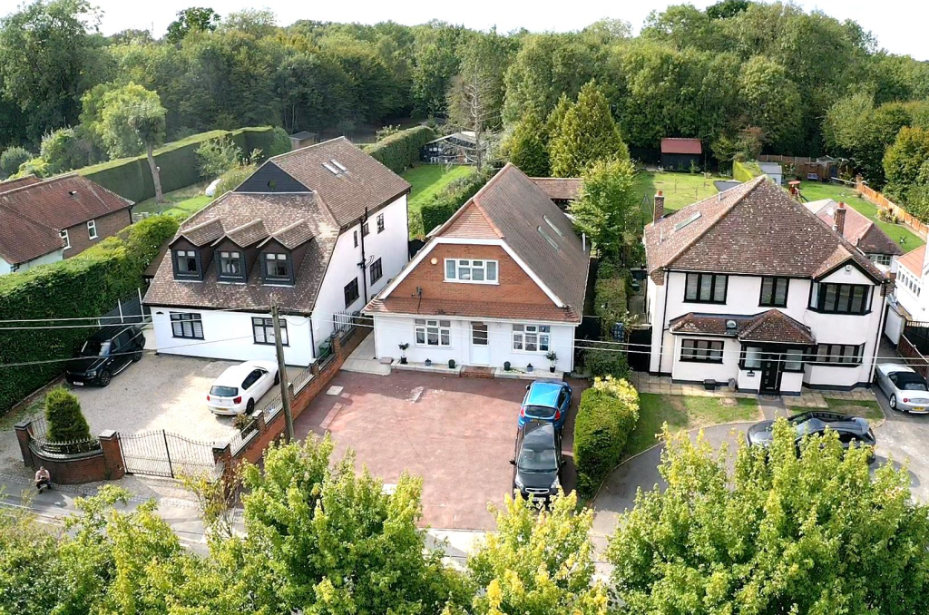 Doddinghurst Road, Doddinghurst, Brentwood