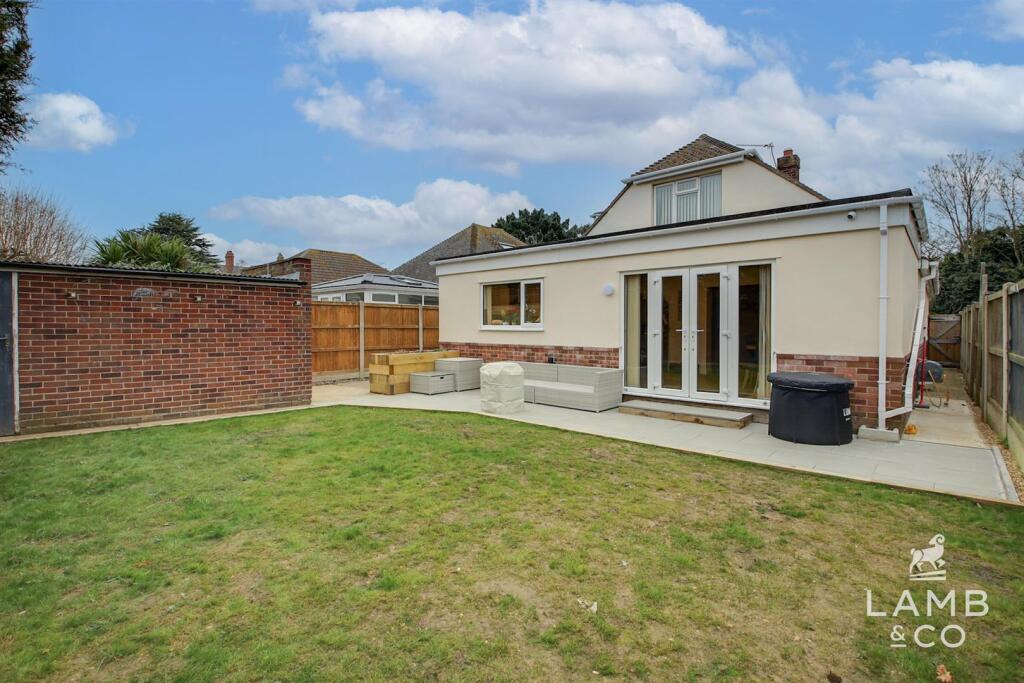 Additional image 19 of Lancaster Gardens West, Clacton-On-Sea