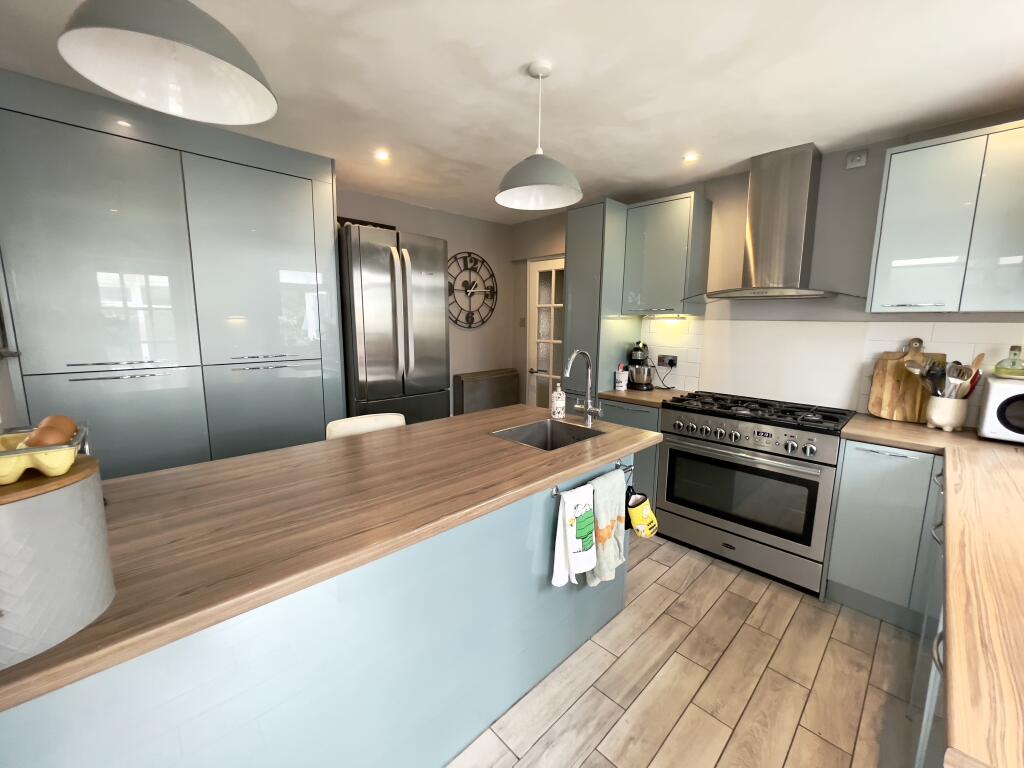 Additional image 7 of Priory Avenue, Old Harlow, Essex, CM17