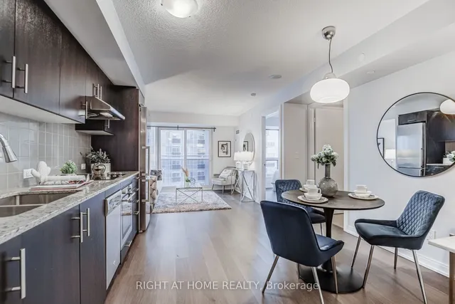Additional image 9 of 255 Village Green Sq Unit 2601