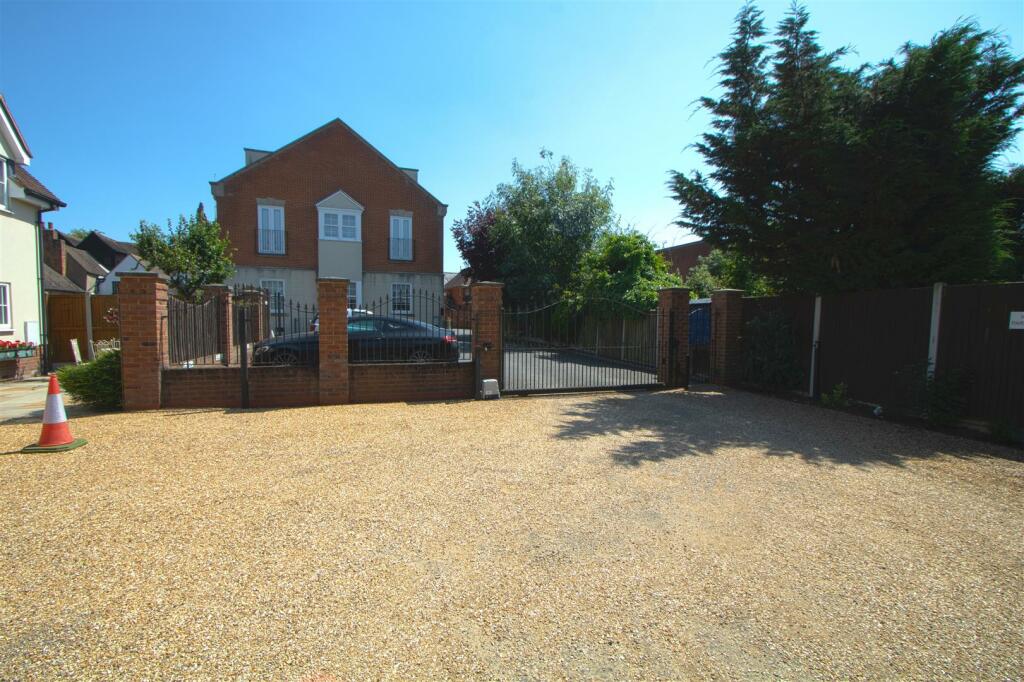 Additional image 11 of High Street, Billericay